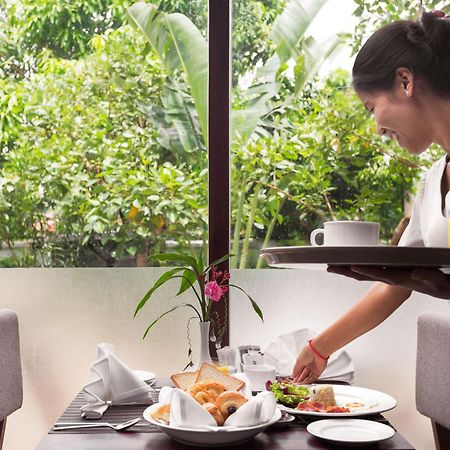 The Calm Oasis Hotel Siem Reap Bagian luar foto