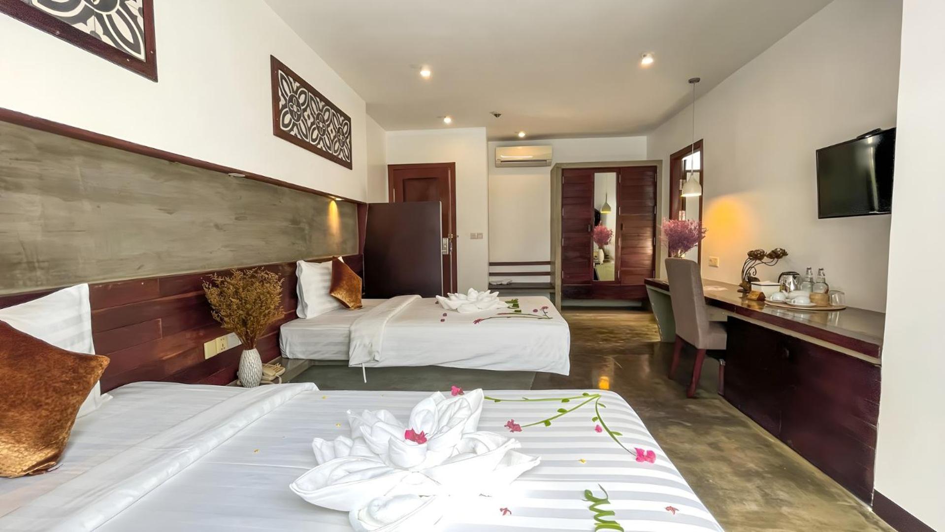 The Calm Oasis Hotel Siem Reap Bagian luar foto