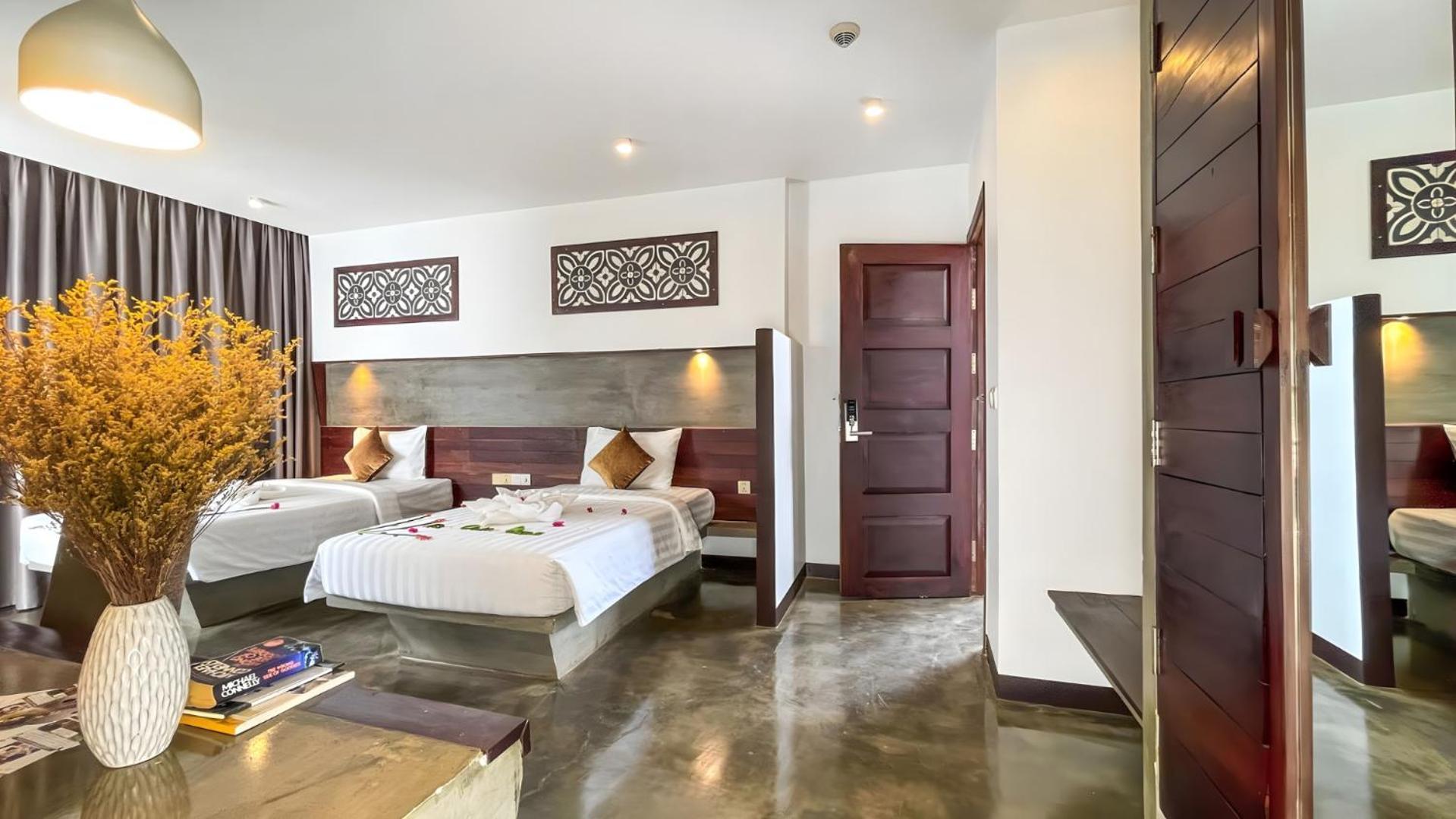 The Calm Oasis Hotel Siem Reap Bagian luar foto