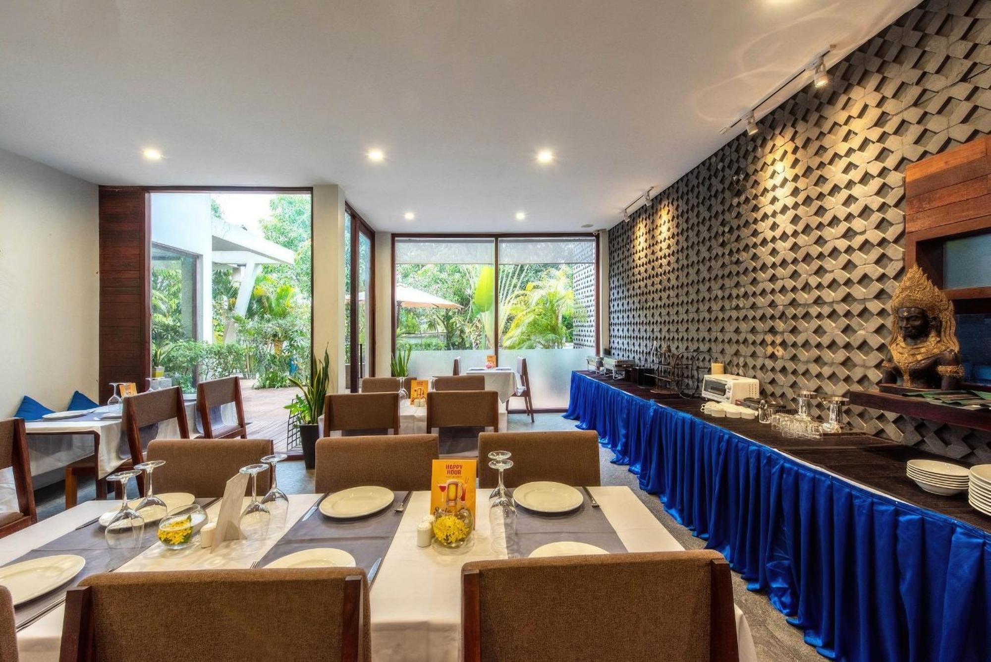 The Calm Oasis Hotel Siem Reap Bagian luar foto