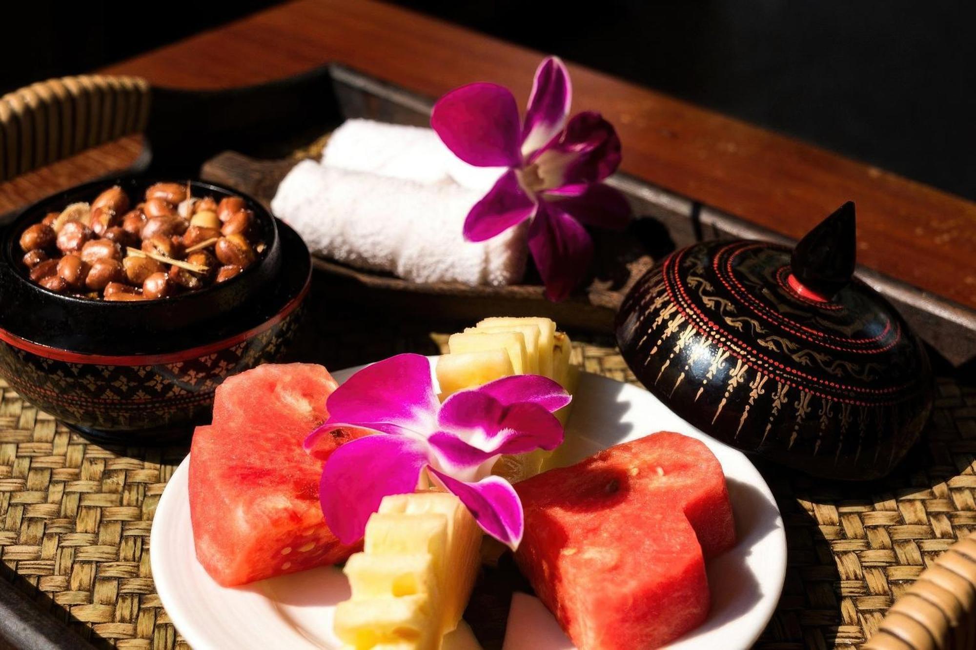 The Calm Oasis Hotel Siem Reap Bagian luar foto