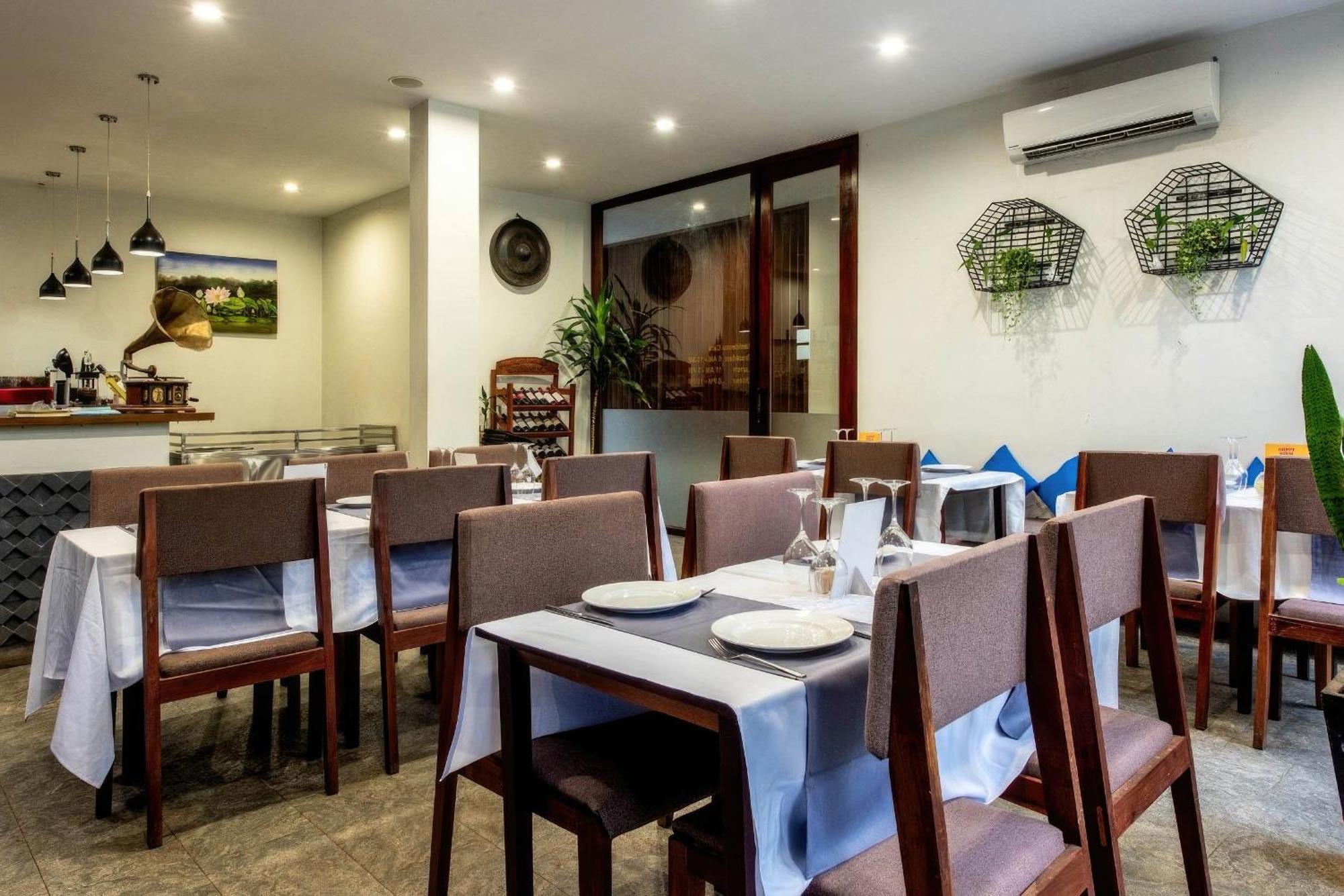 The Calm Oasis Hotel Siem Reap Bagian luar foto