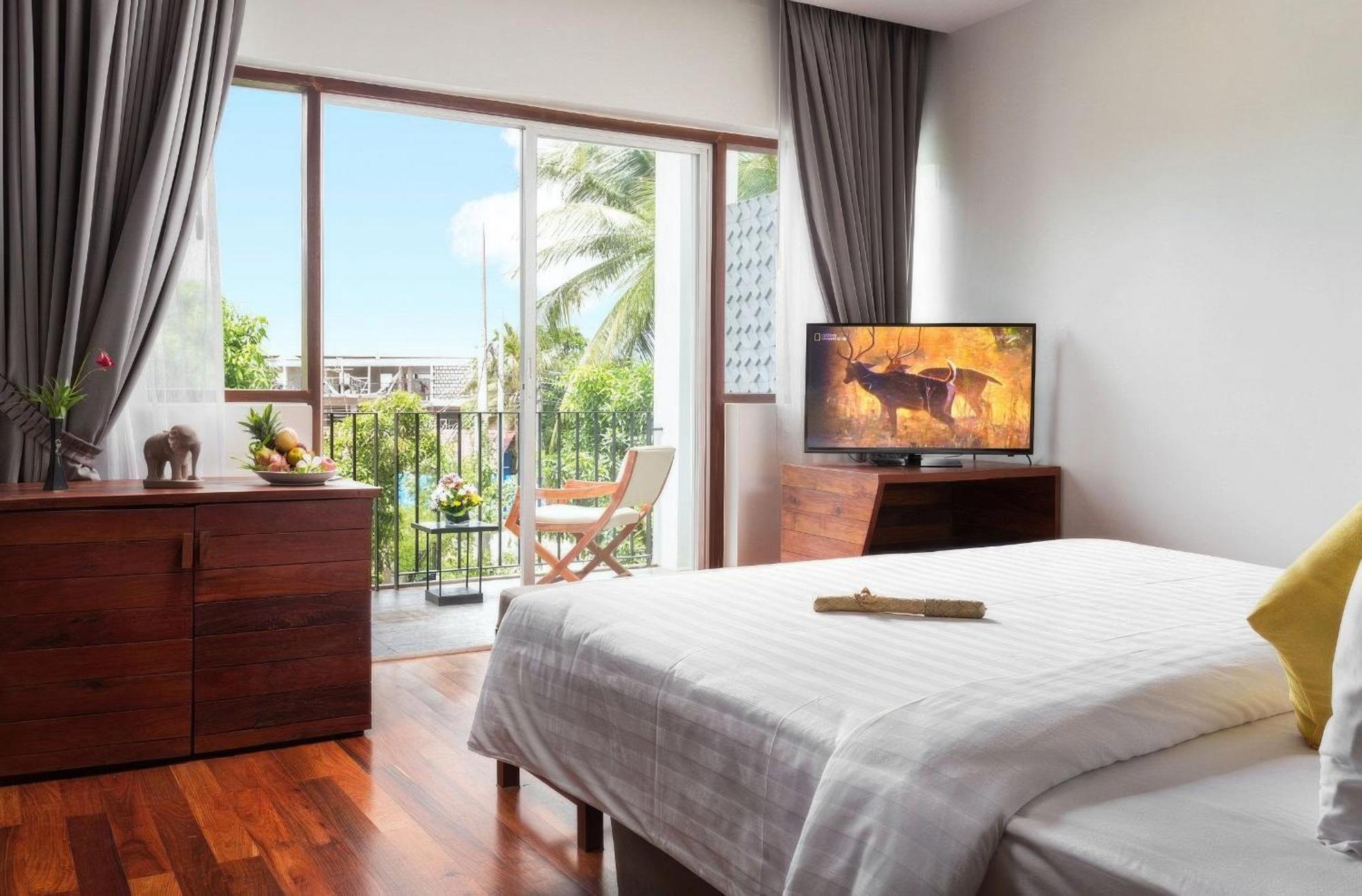 The Calm Oasis Hotel Siem Reap Bagian luar foto