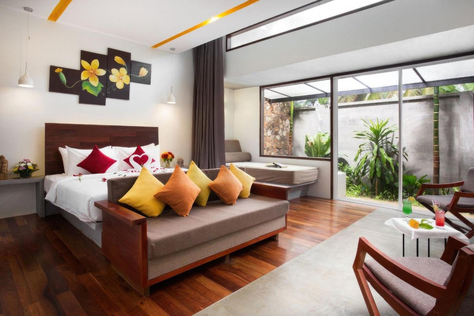 The Calm Oasis Hotel Siem Reap Bagian luar foto